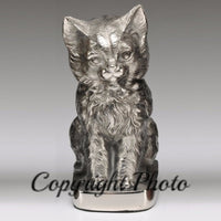 Sitting Cat Urn - IUPS118